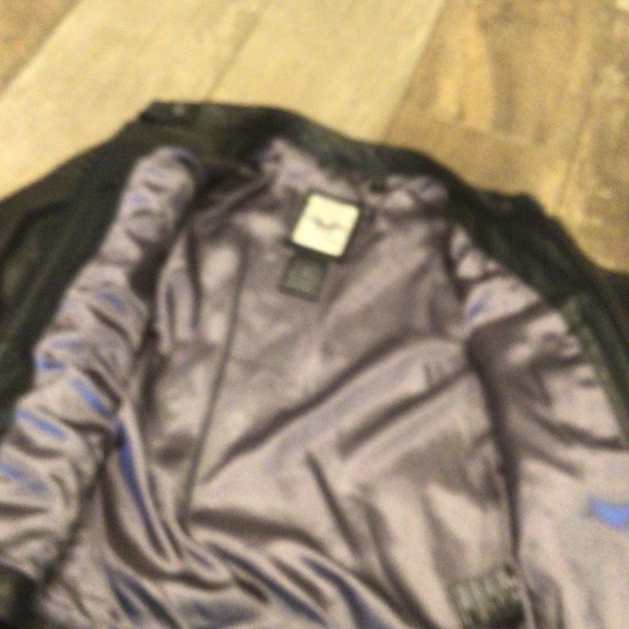 Harley-Davidson Black Leather Jacket for Women - Picture 4 of 6